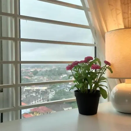 Zulanie Family Studio At D'Perdana Apartment, Spacious And Cozy With Pool, Free Wifi & Netflix Kota Bharu Exterior photo
