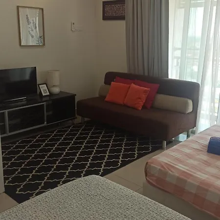 Zulanie Family Studio At D'Perdana Apartment, Spacious And Cozy With Pool, Free Wifi & Netflix Kota Bharu Exterior photo